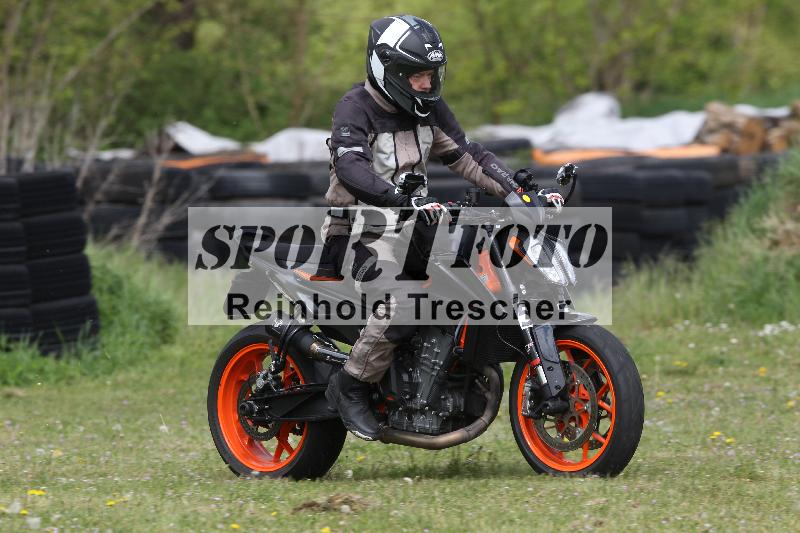 Archiv-2025/10 23.04.2025 Cornu Master School ADR/rot-rouge/57